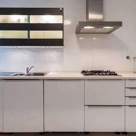 Classy 3bdr By Lovelystay Lisbon