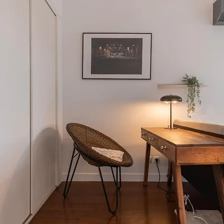 Classy 3bdr By Lovelystay Apartment
