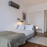 Classy 3bdr By Lovelystay *