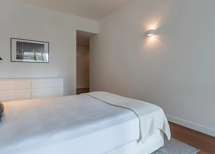 Classy 3bdr By Lovelystay Apartman *